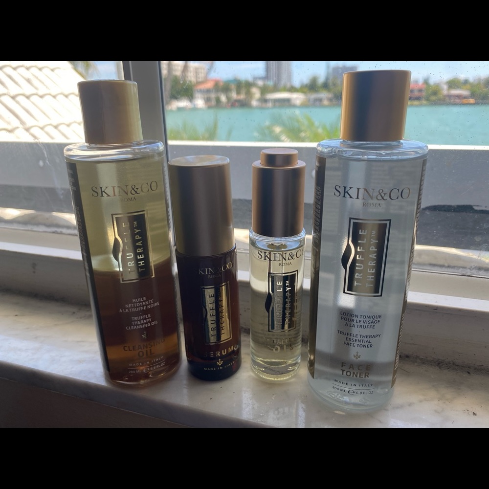 Skin & Co. Roma Skincare Bundle